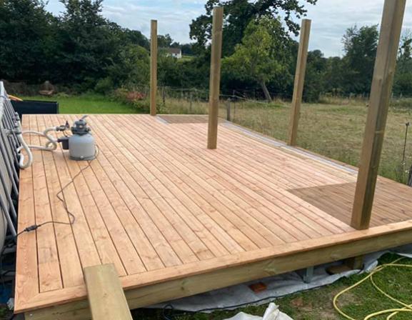 Pose de terrasse en bois